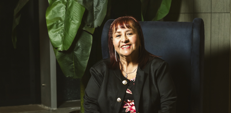 Debbie Bustamante , Mujer Impacta 2023 en “MACA MARCA LA PAUTA” Radio Valparaiso